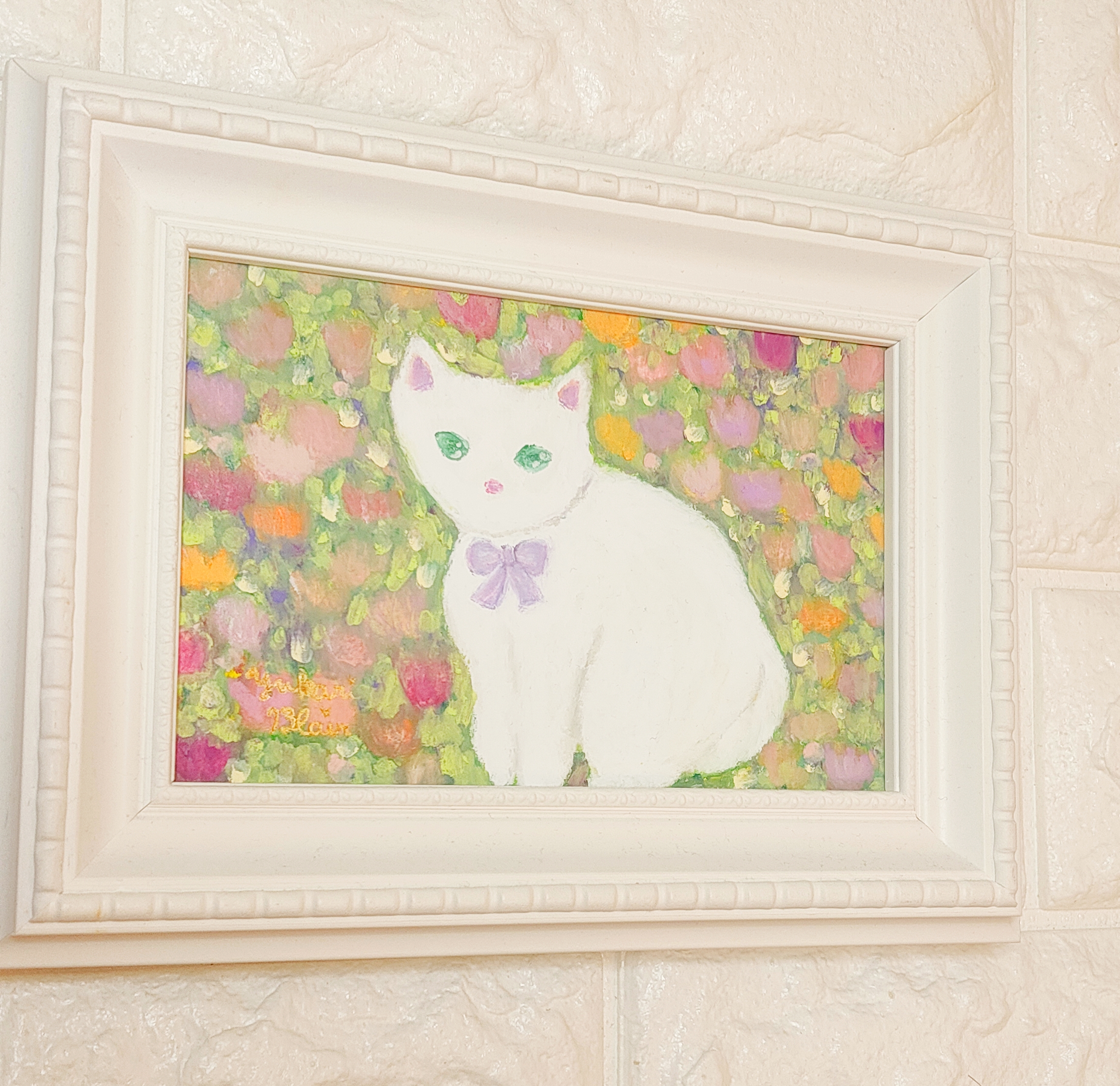 猫さんとお花畑 by Yukari Blair - 絵画販売・購入・レンタル
