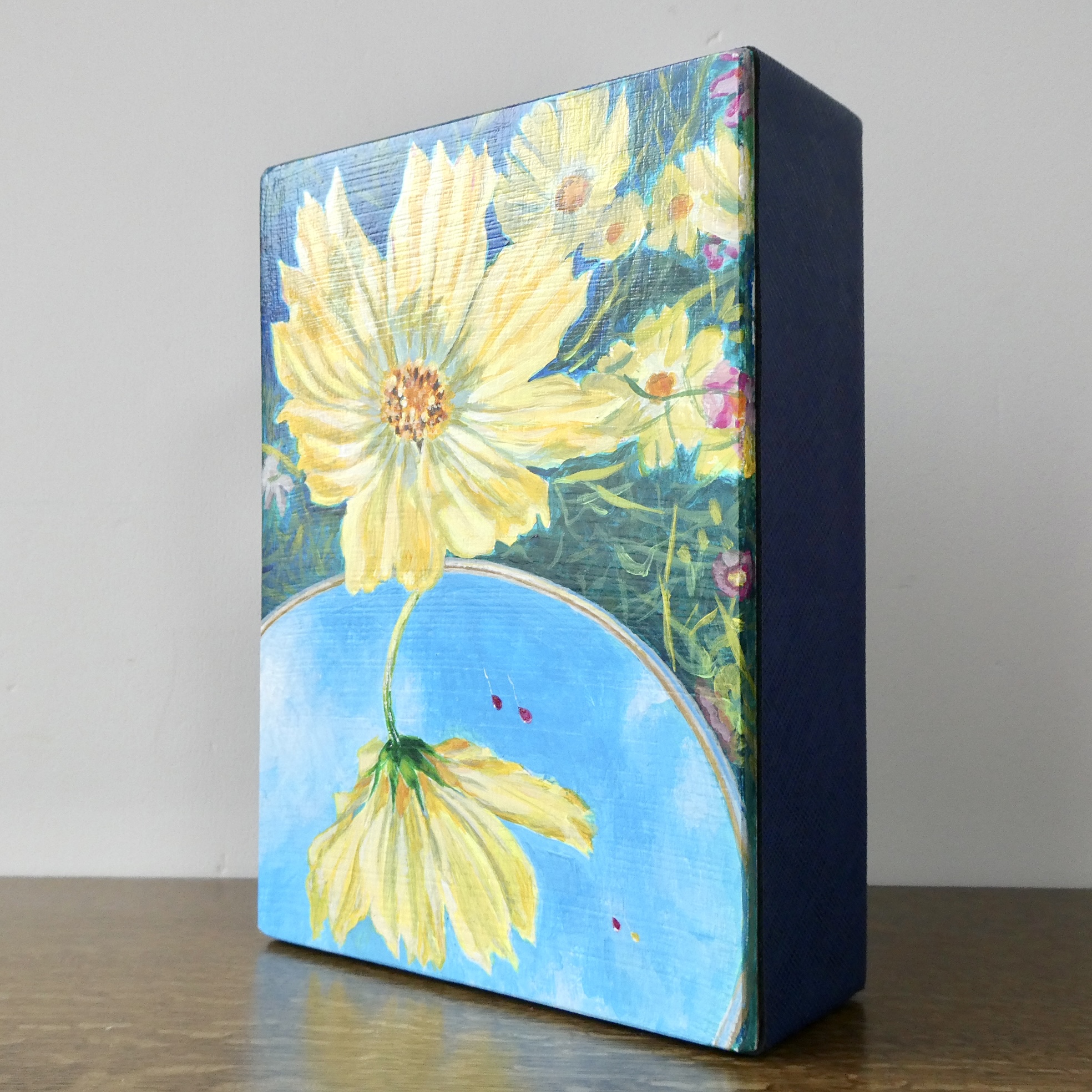 花と鏡 “ふうせん” by 冬乃太陽 - 絵画販売・購入・レンタル